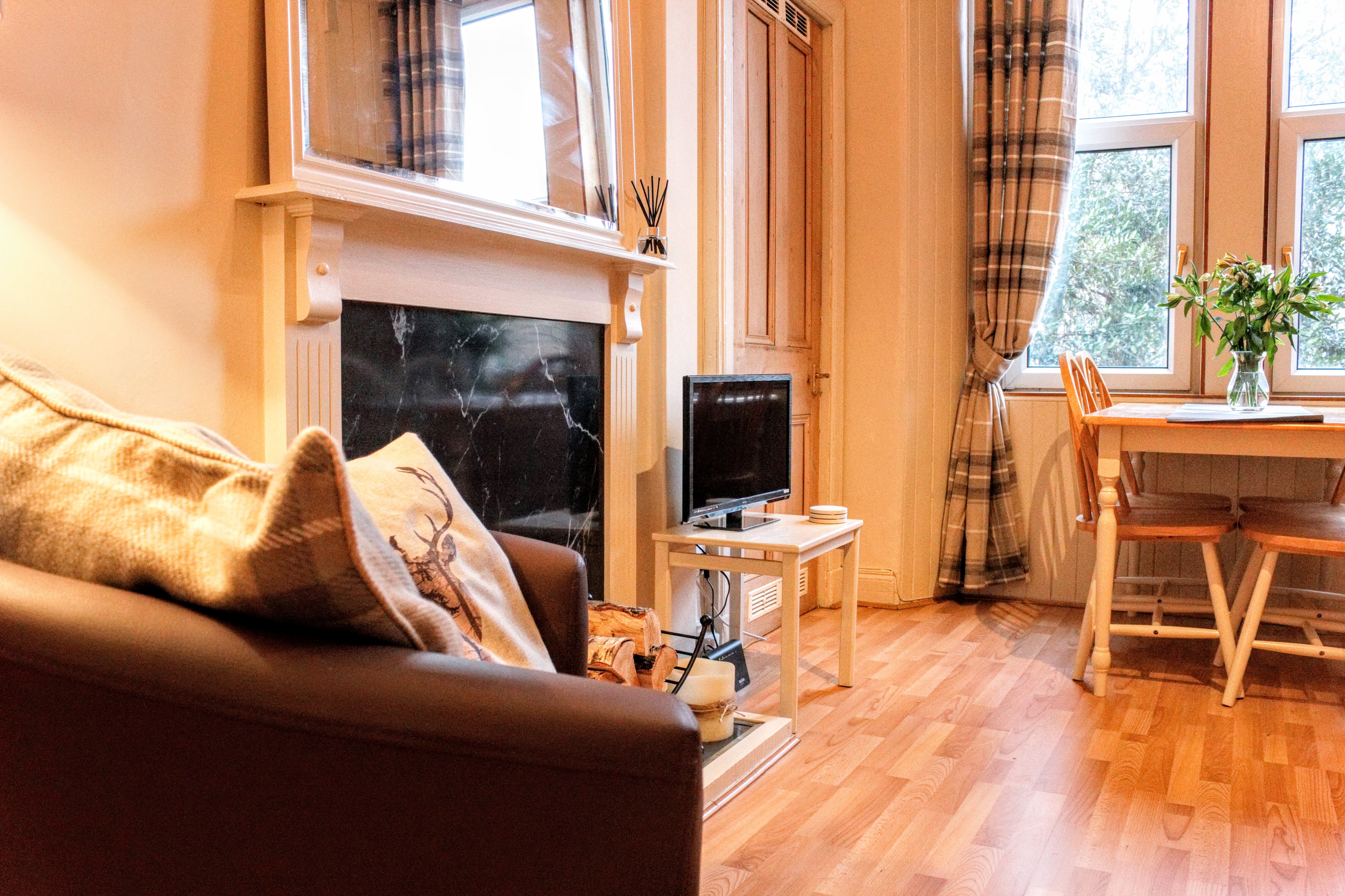 Cosy and Homely 1BD Flat Near Central Edinburgh — Edinburgh, Scotland — vacation rental