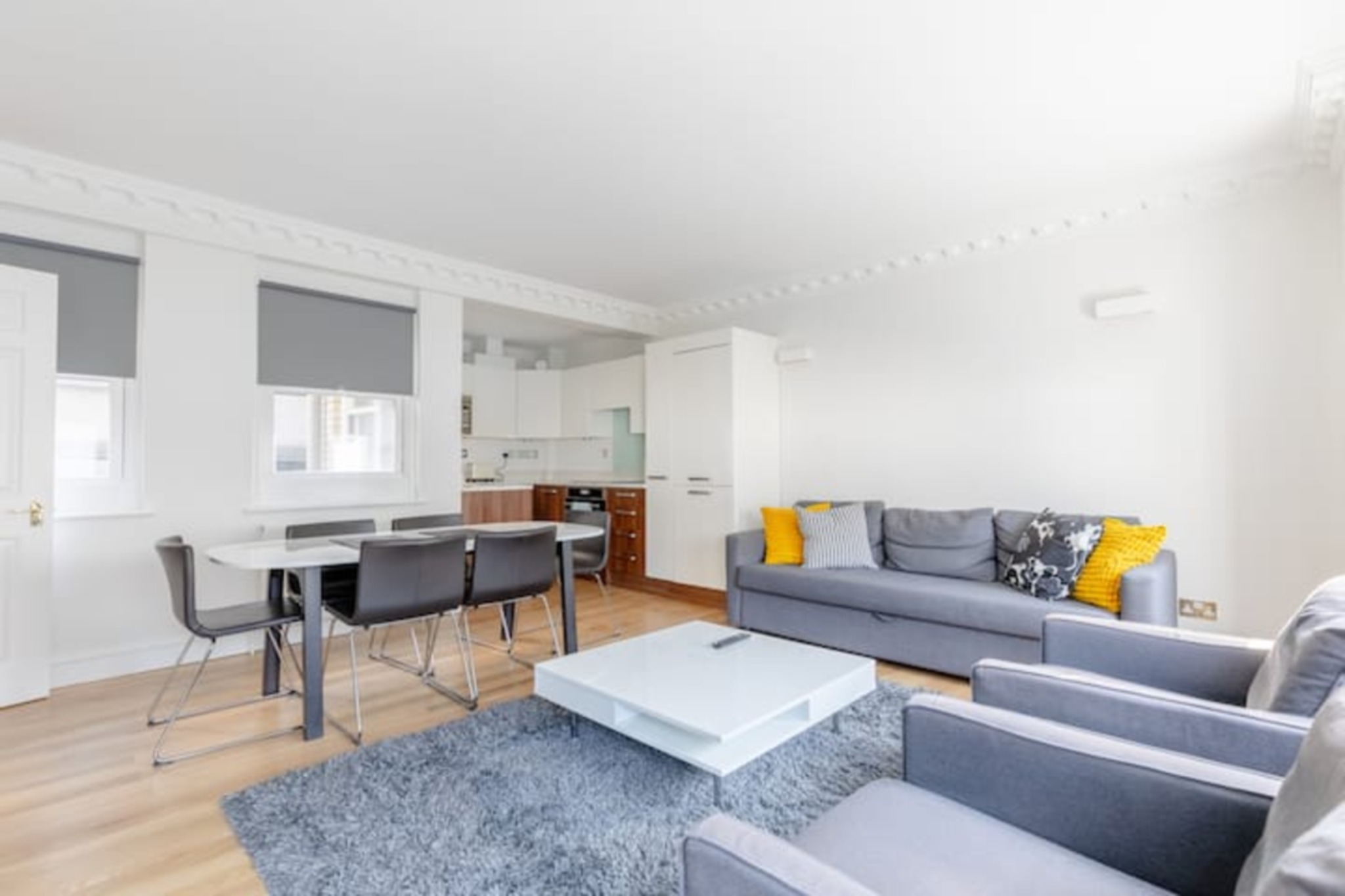 Central 2BD Flat, 10 Mins to Buckingham Palace! — London, England — vacation rental