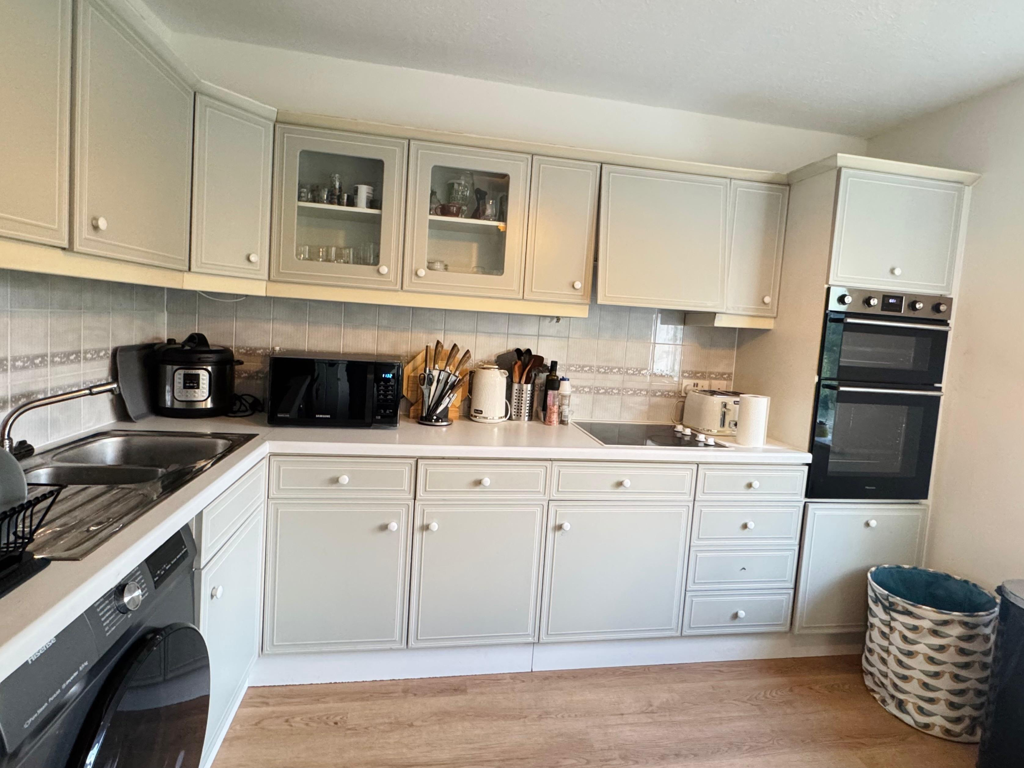 Spacious & Modern 1-Bed Flat near Ealing — London, England — vacation rental