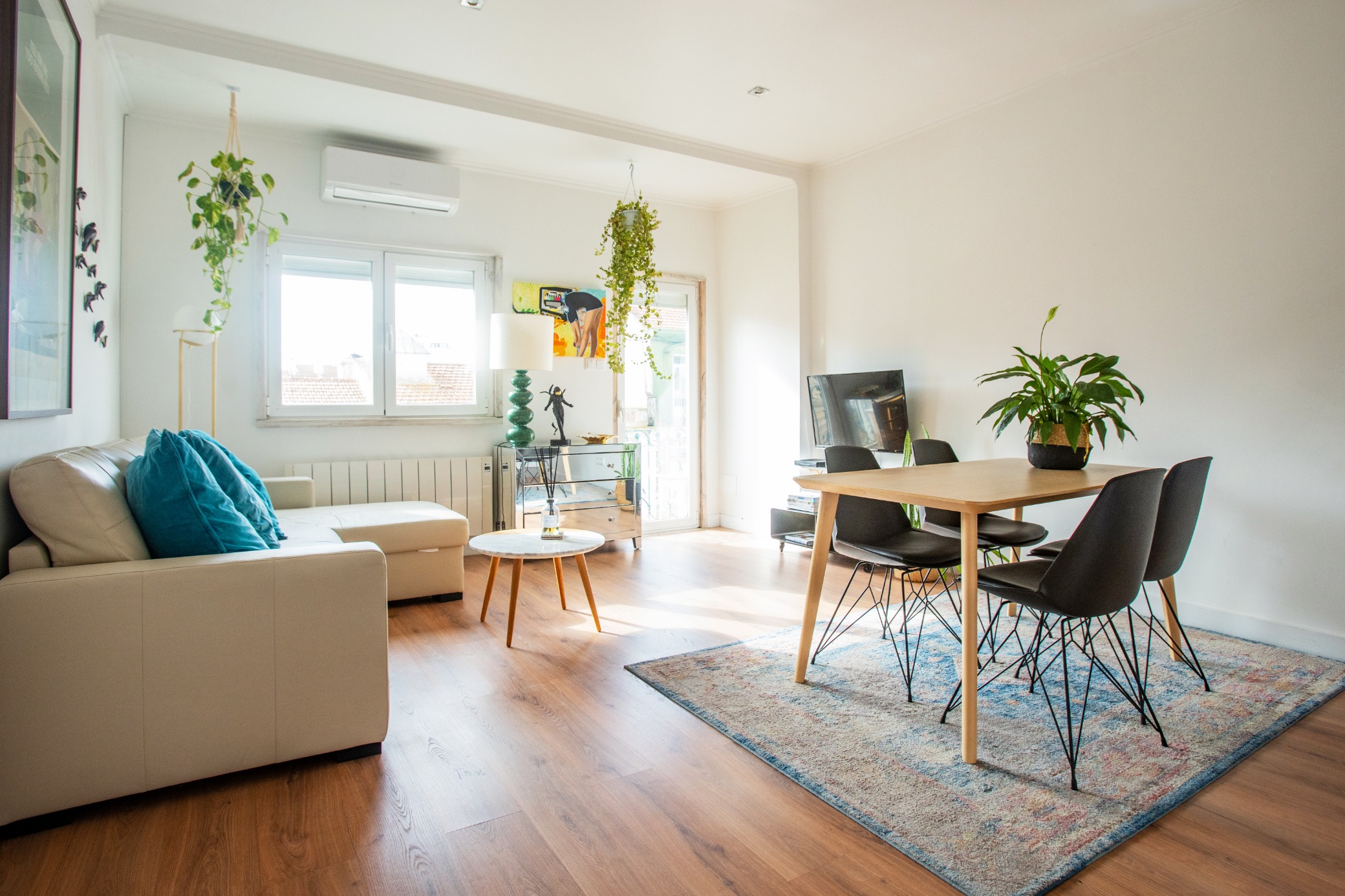 Bright 1bedroom apartment in Campo de Ourique — Lisbon, Lisbon — vacation rental