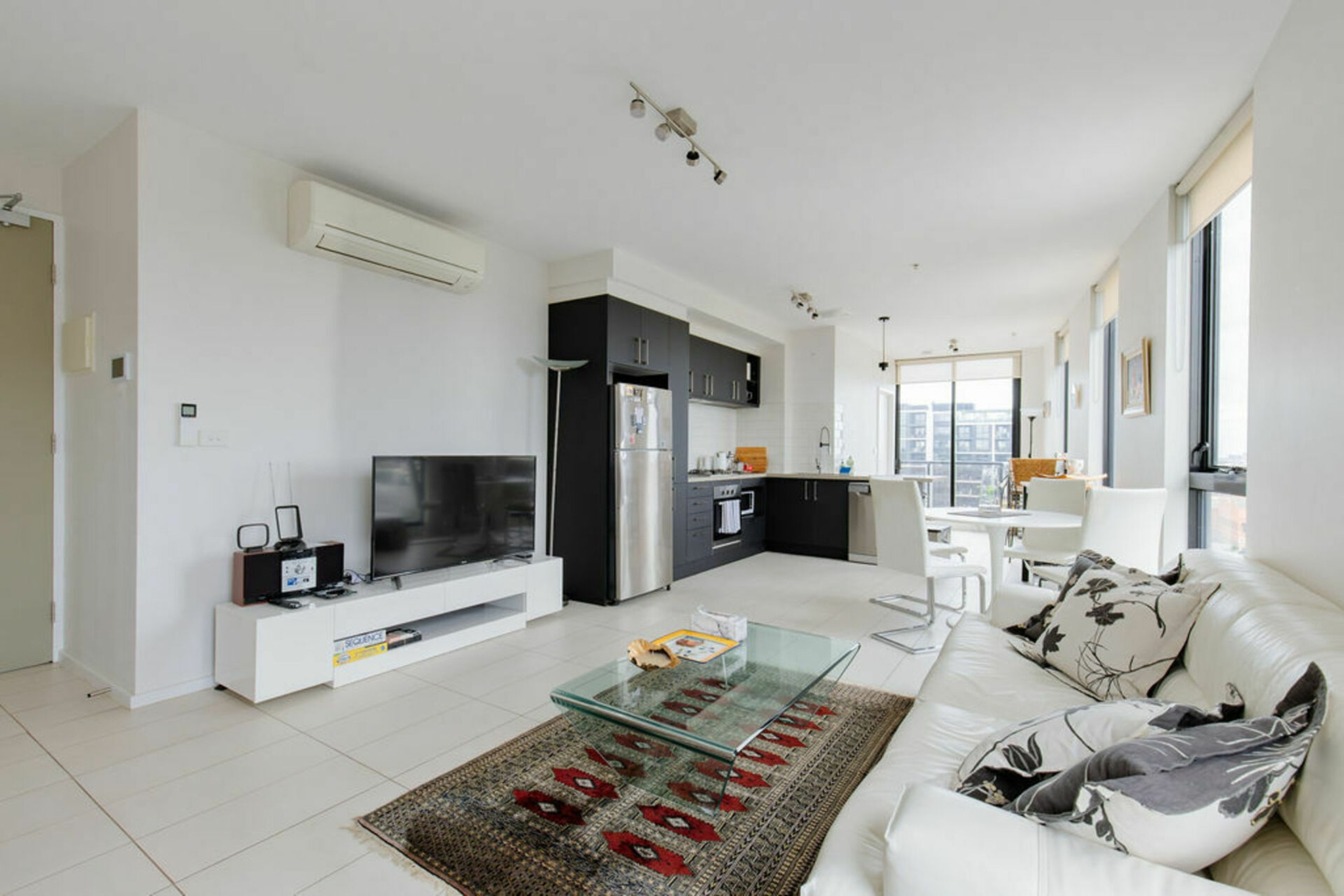 Stylish2BD Penthouse Panoramic Views Nth Melbourne — North Melbourne, Victoria — vacation rental