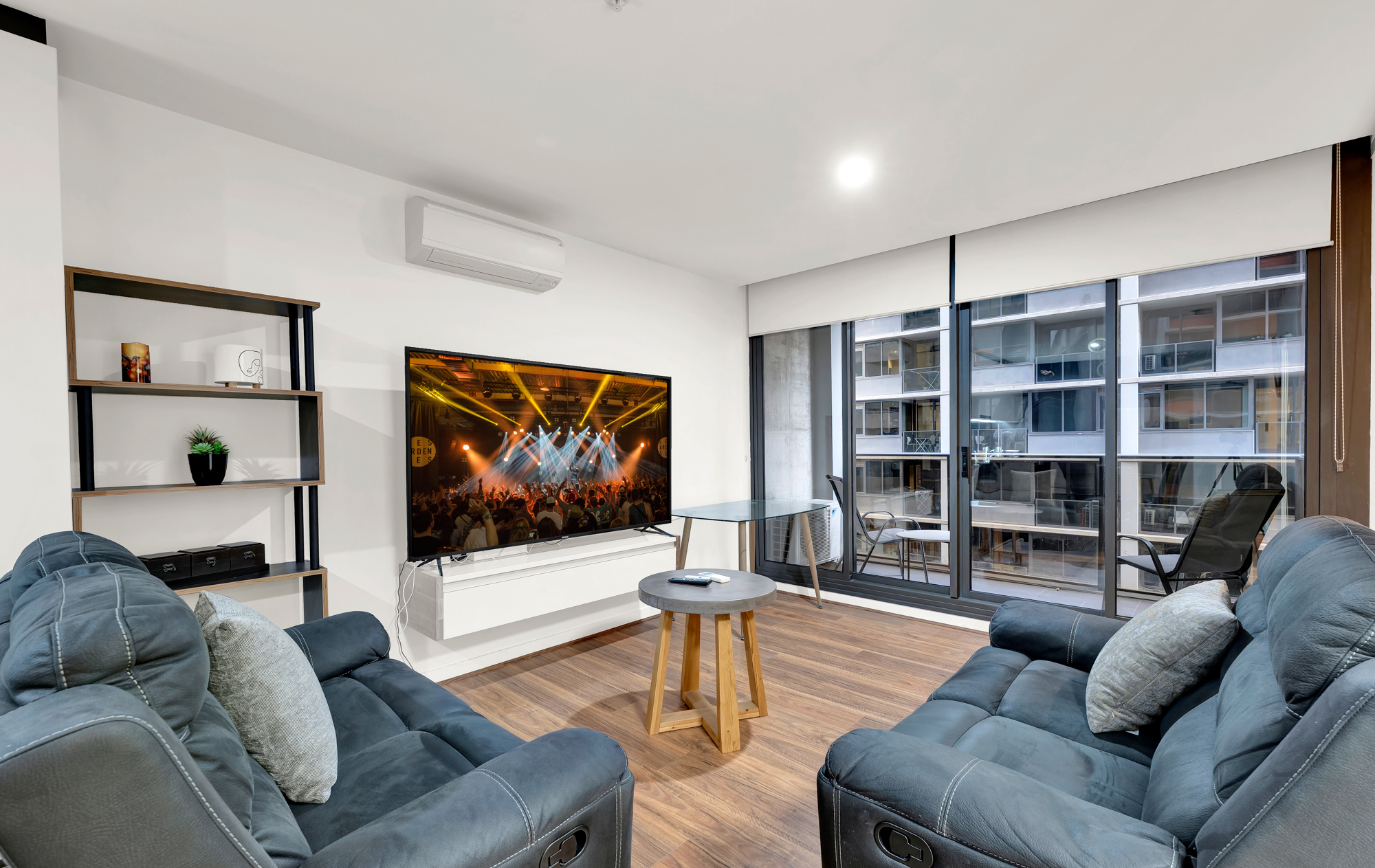 Lonsdale Luxe and Stylish City Living — Melbourne, Victoria — vacation rental
